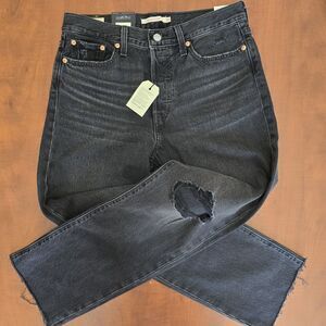 NEW Levi's Capital E Wedgie Straight Distressed Knee 5 Pocket Jeans 29x28
